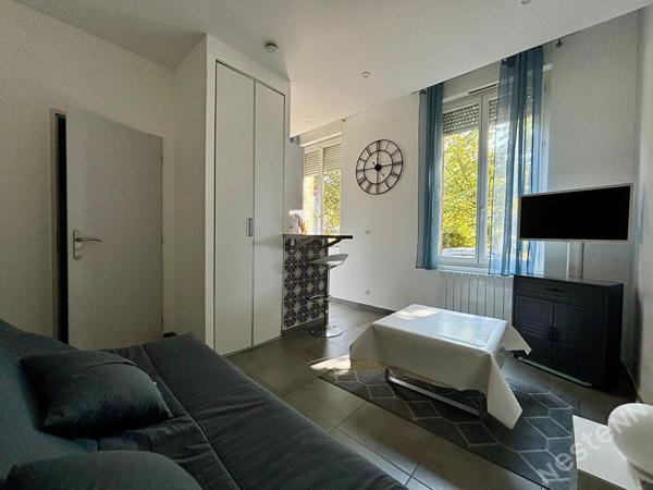 Agen - Studio meublé rénové à neuf de 17m²