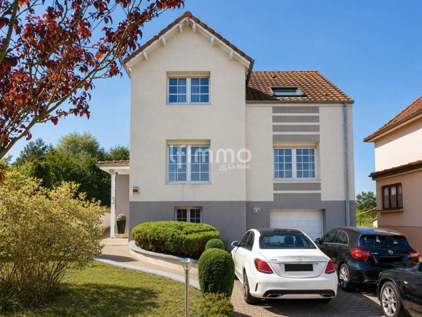 Maison 186,37 m2 T6/7 avec véranda