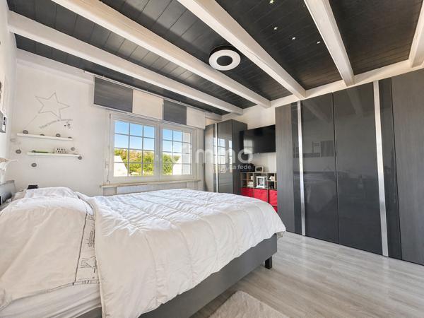 Maison 186,37 m2 T6/7 avec véranda