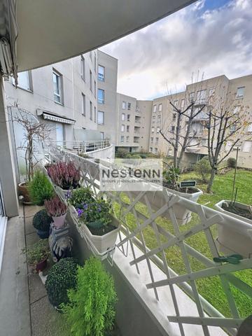 Appartement 2 pièces - Centre-ville - balcon - parking sécurisé.