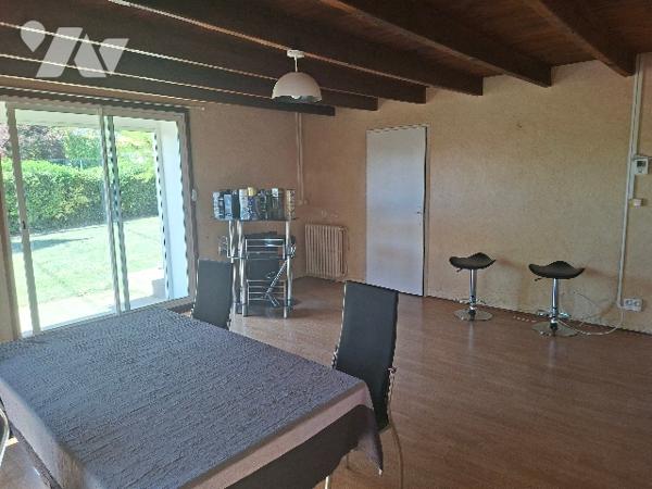 Maison de Plain Pied proche de RUFFEC