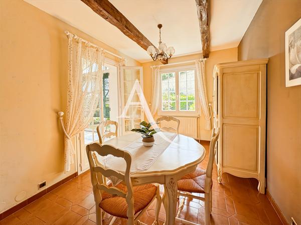À vendre Villa T4 avec chambres de plain-pied, à deux pas des écoles et commerces 13190 Allauch