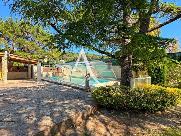 À vendre Villa T4 avec chambres de plain-pied, à deux pas des écoles et commerces 13190 Allauch