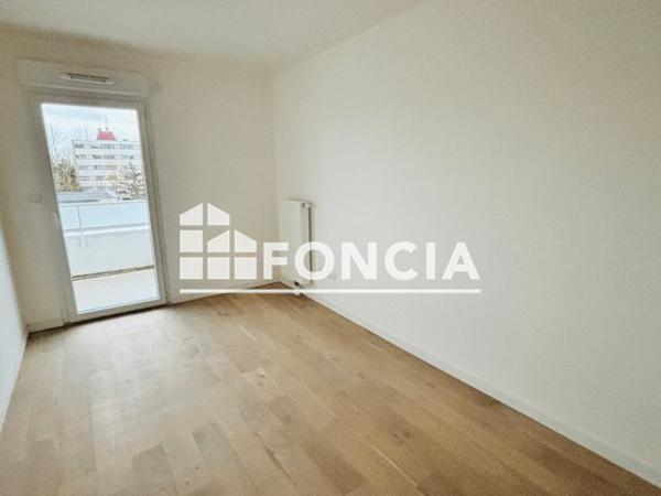 Location Appartement 3 pièces 63.18 m² - AVENUE DE BOLLAERT Lens 62300