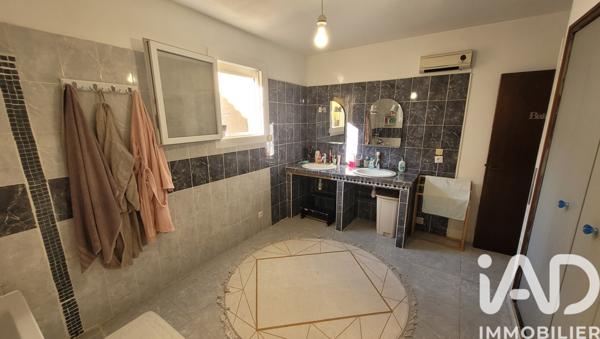 Appartement à vendre 4 pièces 132 m² Morières-lès-Avignon