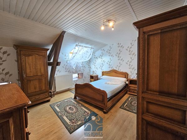 Maison 3 pièces avec garage, cour et grenier