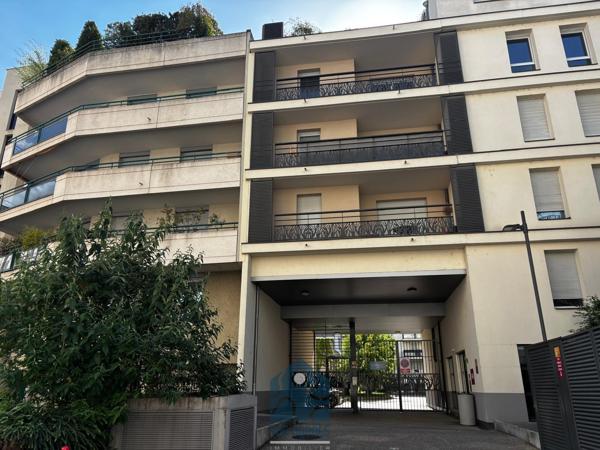 Appartement 2 pièces avec garage