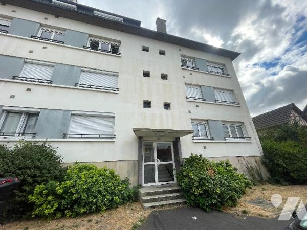 CAEN APPARTEMENT F1 A RENOVER