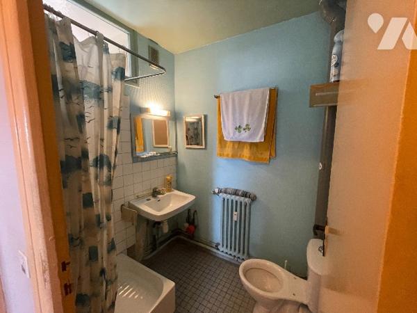 CAEN APPARTEMENT F1 A RENOVER