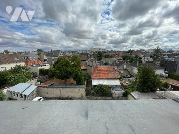 CAEN APPARTEMENT F1 A RENOVER