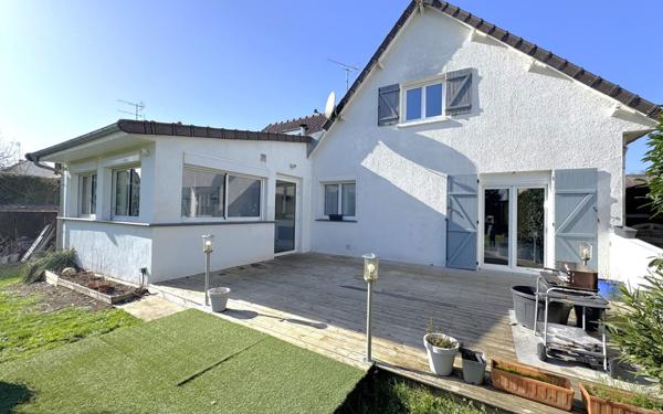 Maison à vendre    5 pièces • 125,50 m2 Montigny-lès-Cormeilles