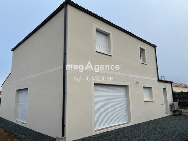 Maison à ECHILLAIS, 17620 - 5 pièces 153m²