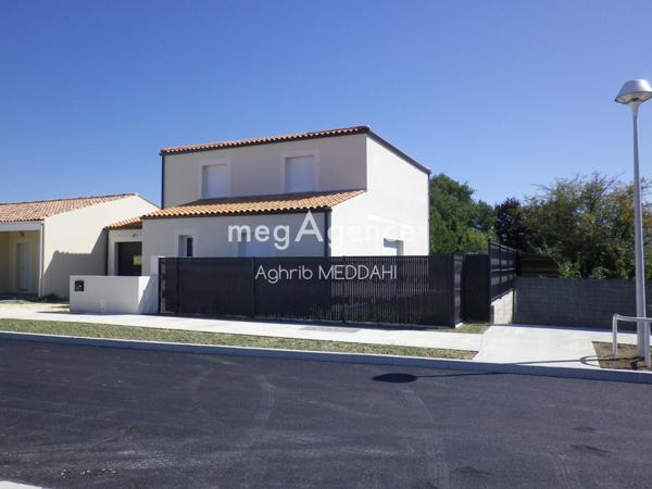 Maison à ECHILLAIS, 17620 - 5 pièces 153m²