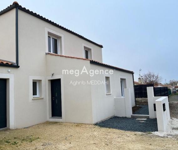 Maison à ECHILLAIS, 17620 - 5 pièces 153m²