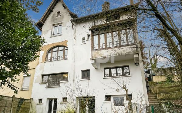 Maison à vendre    7 pièces • 167 m2 Évreux