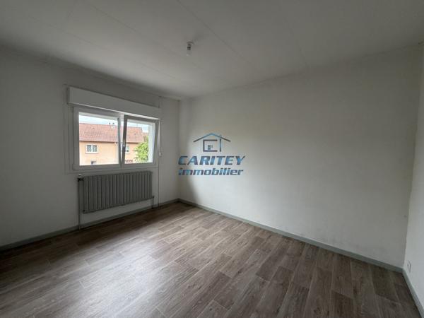 MAISON INDIVIDUELLE 100m² SUR TERRAIN DE 743m² à ROYE