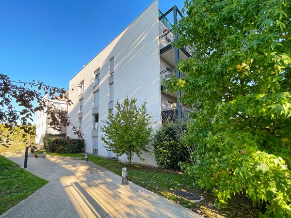 Appartement Melun 3 pièce(s) avec jardin