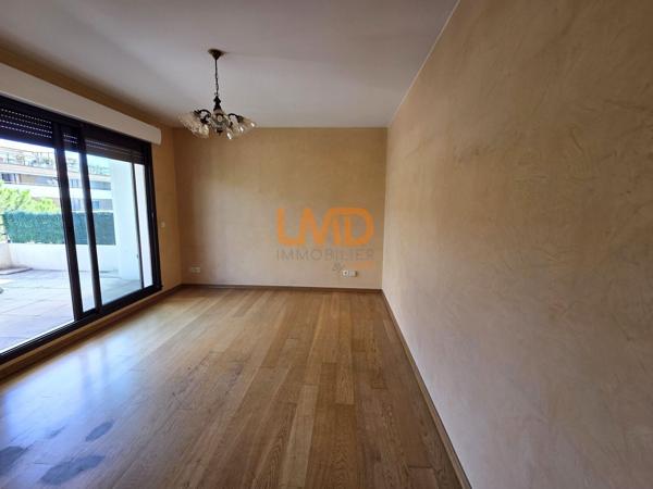 Proche mer T2 avec terrasse et garage