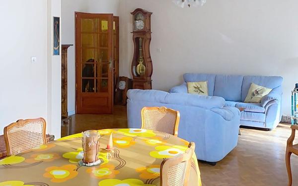 Appartement à vendre    5 pièces • 100,41 m2 Saint-Étienne