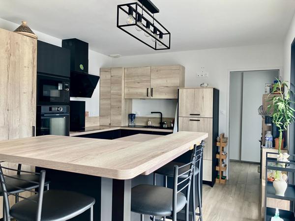 Maison Nieul Le Dolent 7 pièce(s) 140 m²