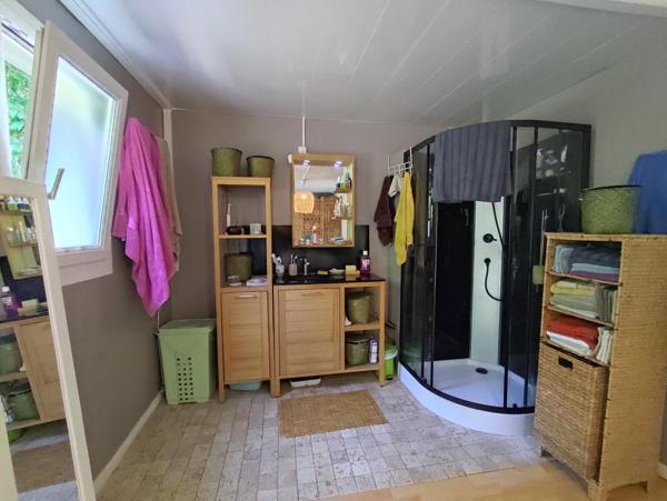 Maison 3 chambres plus bureau, 2 salles d'eaux