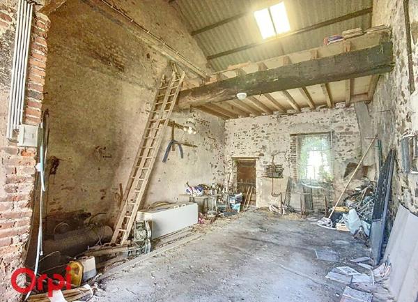 Maison à vendre    4 pièces •  Montmarault