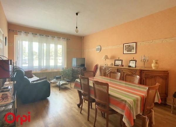 Maison à vendre    4 pièces •  Montmarault