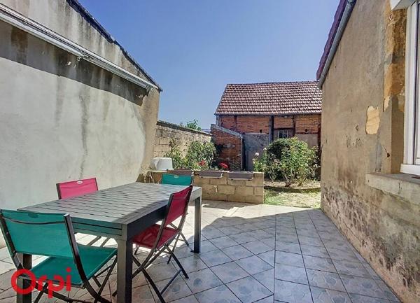 Maison à vendre    4 pièces •  Montmarault