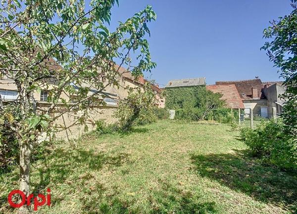 Maison à vendre    4 pièces •  Montmarault