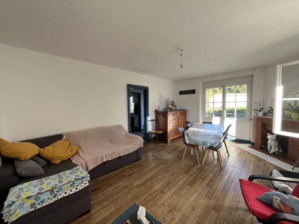 Maison à vendre 140 400 € Javerlhac-et-la-Chapelle-Saint-Robert 4 p 85 m² DPE F