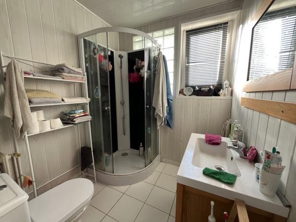 Maison à vendre 140 400 € Javerlhac-et-la-Chapelle-Saint-Robert 4 p 85 m² DPE F