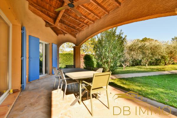 Maison familiale 168 m² avec piscine et grand jardin, à pied du centre de Châteauneuf-de-Gadagne