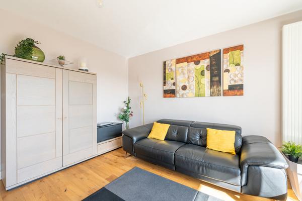 Dernier étage - 3 pièces en Parfait état avec terrasse