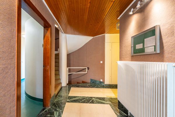 Dernier étage - 3 pièces en Parfait état avec terrasse