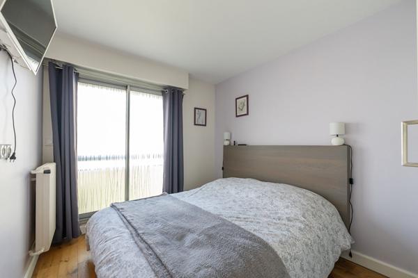 Dernier étage - 3 pièces en Parfait état avec terrasse