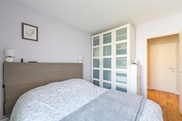 Dernier étage - 3 pièces en Parfait état avec terrasse