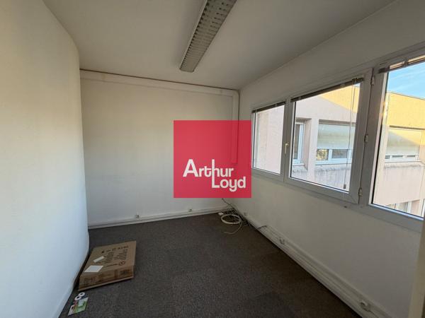 Bureaux à louer à Saint Martin d'Hères modernes lumineux et accès transports
