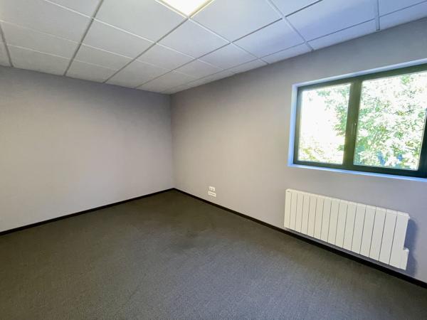 Bureaux à louer à SAINT JEAN DU CARDONNAY 76150