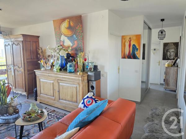 Appartement T4 à vendre  3 pièces - 88 m2 MARSEILLE - 13009