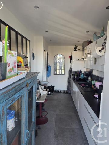 Appartement T4 à vendre  3 pièces - 88 m2 MARSEILLE - 13009