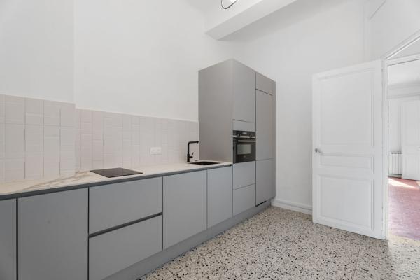Bureaux rénovés à louer dans immeuble haussmannien - Centre-ville - Toulon