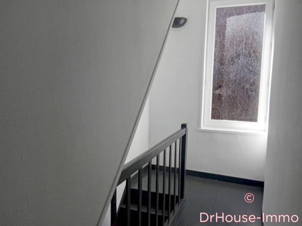 Immeuble à vendre 6 pièces de 110 m²