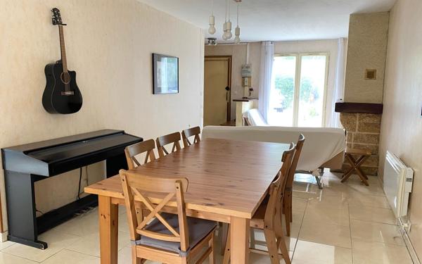 Maison à vendre    5 pièces •  Floirac