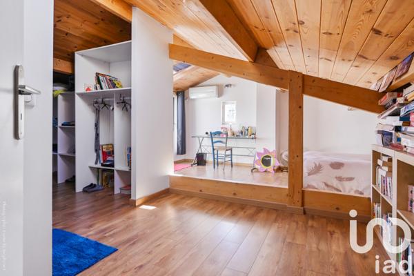 Maison à vendre 6 pièces 225 m² Carnoux-en-Provence