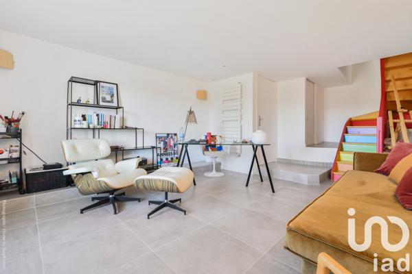 Maison à vendre 6 pièces 225 m² Carnoux-en-Provence