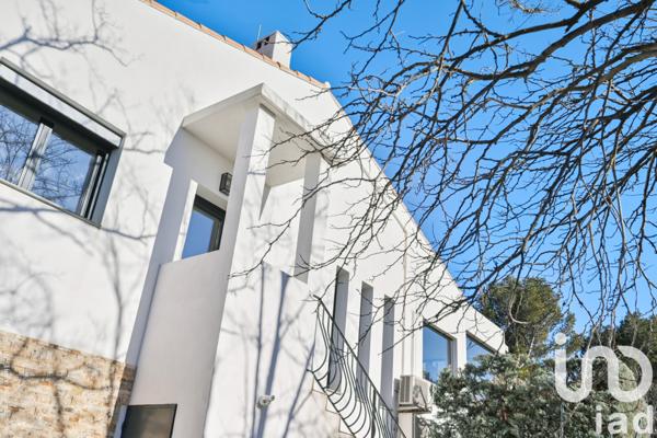 Maison à vendre 6 pièces 225 m² Carnoux-en-Provence