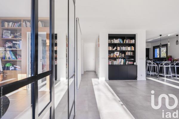 Maison à vendre 6 pièces 225 m² Carnoux-en-Provence