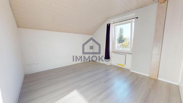 Grand Duplex F4 sur Mandeure avec jardin, cave, place de parking et garage