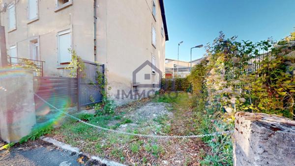 Grand Duplex F4 sur Mandeure avec jardin, cave, place de parking et garage