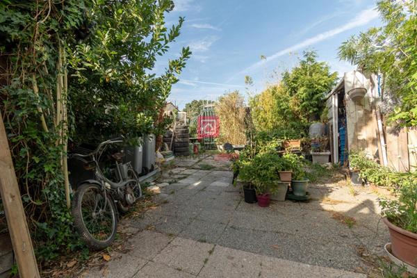 MAISON DE VILLE A VENDRE SUR OTHIS (77280)  90 m2 + VERANDA ET JARDIN